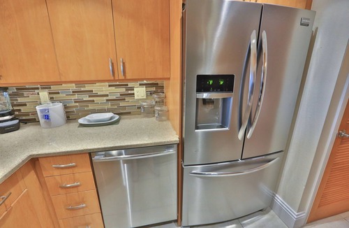 Historic Seaport Condo | Rare Penthouse 2 bed/2bath additional King in loft