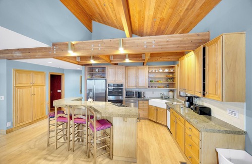 Deer Valley House | Rare ski-in/ski-out in lower DV! Quick access to ski school, Spacious and cozy!