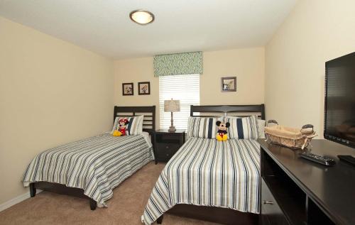 West Kissimmee House | Rare Waterfront Wspashpool, Resort -3091Pp