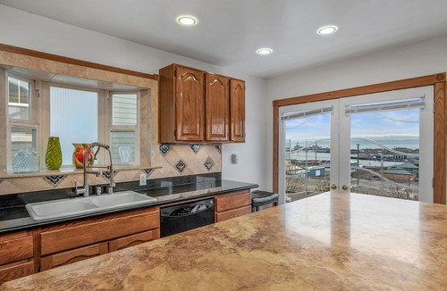 Everett Condo | Rare Waterview in north Everett n