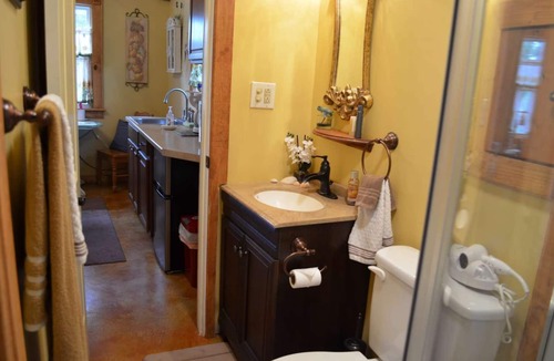 Fredericksburg Bed & Breakfast | Rarumpelpunzeldornaschenwittchen