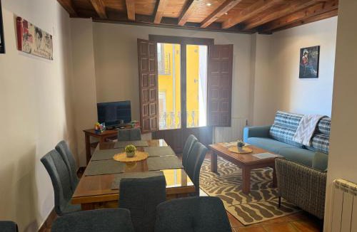 Old Town Apartment | Rascacielos San Martín