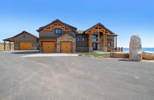 Fish Haven House | Raspberry Ridge Lodge