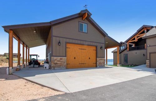 Fish Haven House | Raspberry Ridge Lodge