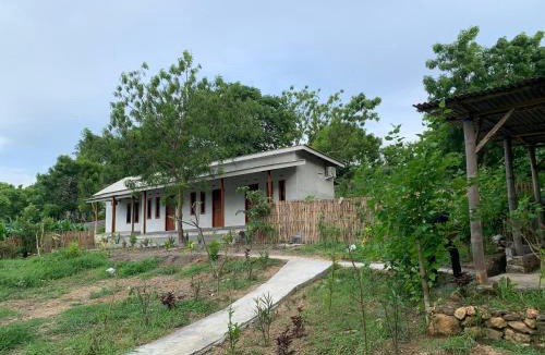 Jerowaru Hotel | Rasta Homestay Ekas Bay