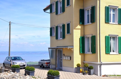 Wolfhalden Apartment | Rätia holiday flat with a view of Lake Constance