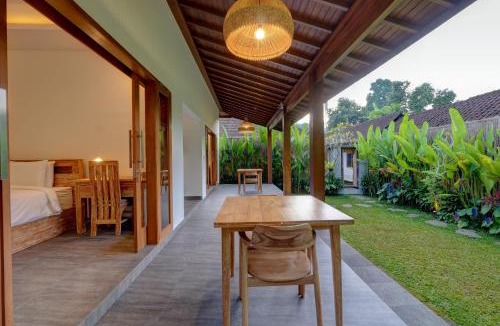 Sambahan House | Ratih Guest House