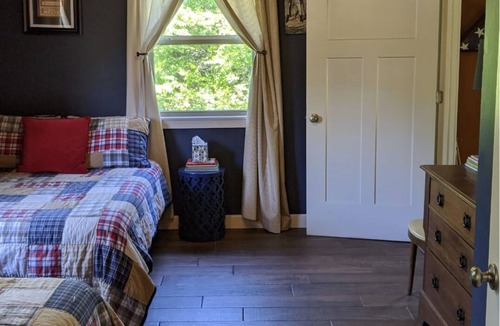 Booneville Cabin | Rattlesnake Ranch