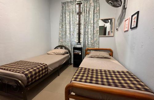 Kampung Rambutan Rendang Ski Chalet | Raudah Homestay