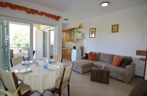 Dajla Apartment | Raul Dajla holiday flat near the sea