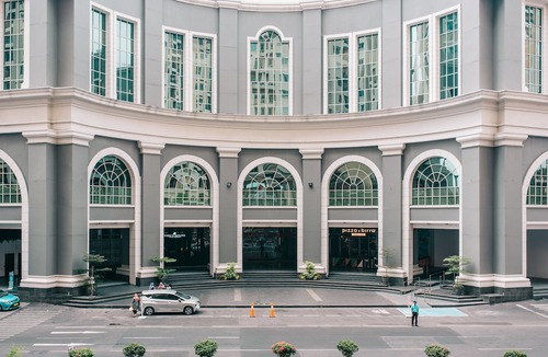Kelapa Gading Barat Hotel | Ravarine Suite Apartment