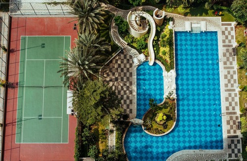 Kelapa Gading Barat Hotel | Ravarine Suite Apartment