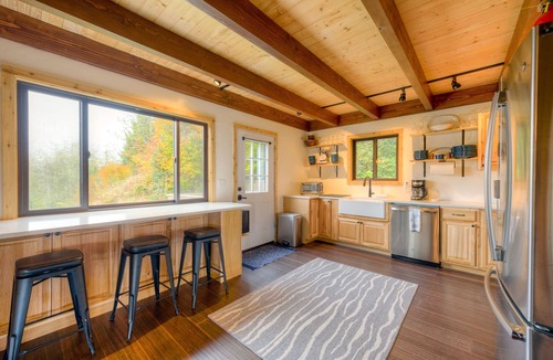 Astoria Cabin | Raven's Nest *Mountain Views*