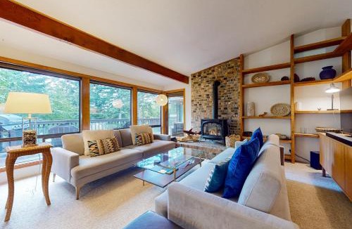 Rosario House | Raven Tree