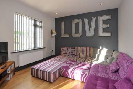 Bath House | Ravencliff