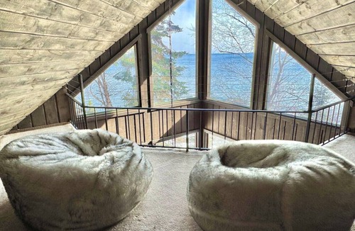 Grand Marais House | Raven’s Point | Lake Superior | Panoramic Views