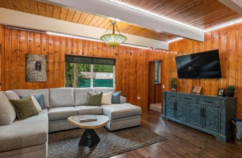 Index Villa | Ravens Retreat
