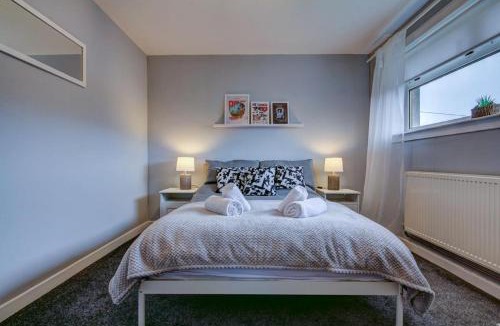 Irvine House | Ravenscroft - Coorie Doon