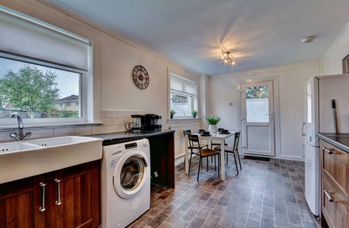 Irvine House | Ravenscroft - Coorie Doon - 3 Beds - Irvine