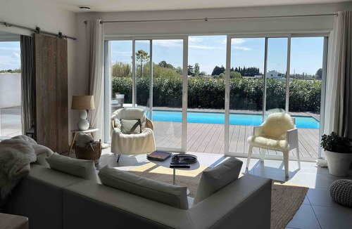 Mauguio Villa | Ravissante Villa Climatisée Avec Piscine