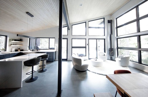 Government Camp House | RAVN HAÜS