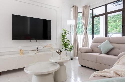 Rawang House | Rawang Corner Homestay with Arcade Game