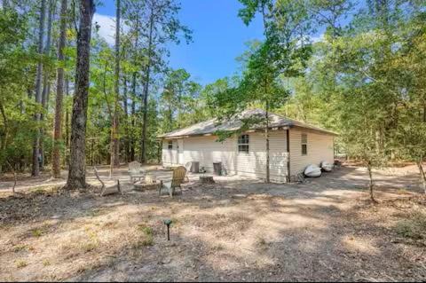 Brookeland House | Rayburn's Drowsy Lane Retreat