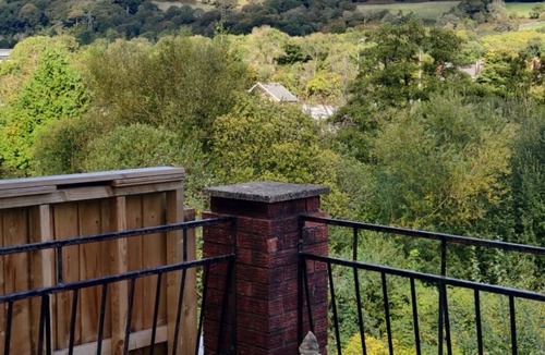 Treforest House | Raymond Views