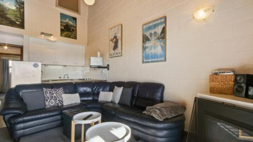 Hotham Heights Apartment | Razorback 3