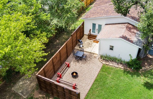 Fayetteville House | RazorDog - 1.5 mi to U of A & DT - Dog Friendly