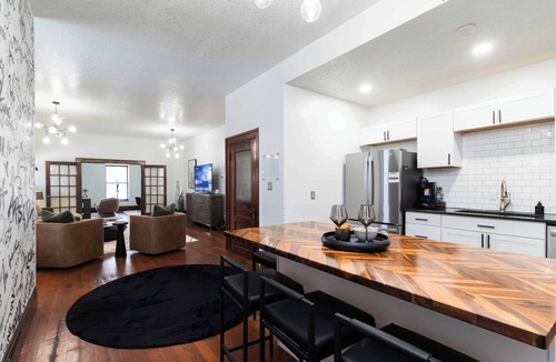 Winterset Apartment | Read, Write & Relax in Winterset, near Downtown Square. Historic apartment.