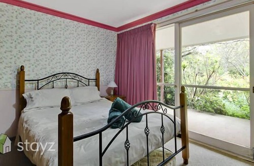 Buckland House | Reading Annie's Garden