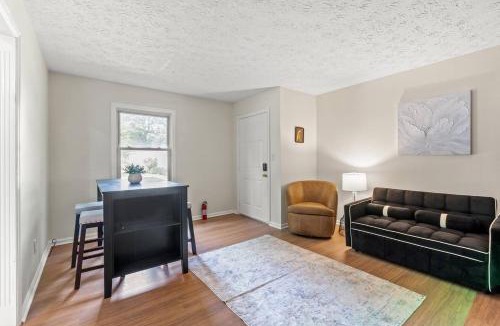 Wilmore House | Reading Nook Getaway