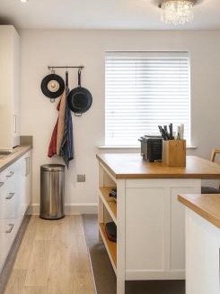 Spencers Wood Apartment | Reading Retreat – 1 Bed with Private Parking