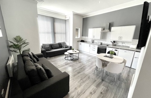 Blackpool Town Center Apartment | Reads Luxury Apartments