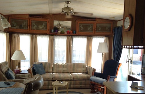 Pharr Cottage | Ready For Your Visit ! Enjoy The Sunshine , Pool And So Much More !