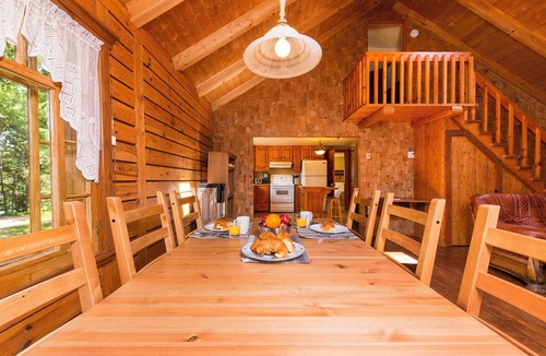 Baie-St-Paul Condo | Real cottage with a private lake