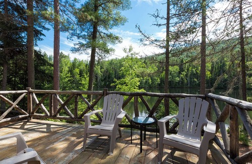 Baie-St-Paul Condo | Real cottage with a private lake