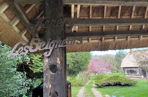 Quetteville House | Real Norman cottage with access to a heated swimming pool