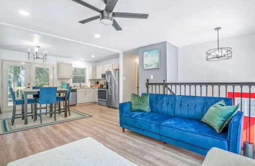 Church Street House | Realtor Red Door