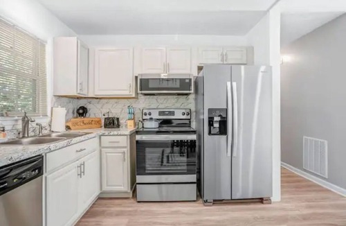 Church Street House | Realtor Red Door