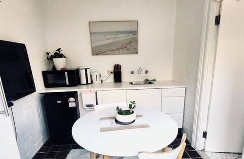 Surry Hills Apartment | Rear Garden Suite with Patio