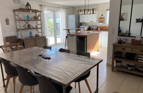 Le Chateau-d'Oleron Villa | Recent 140m² single-storey villa, bright, spacious, comfortable, fenced.