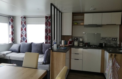 Gastes House | RECENT 3 BEDROOM MOBILE HOME in 4* campsite ENVIRONMENT NATURE
