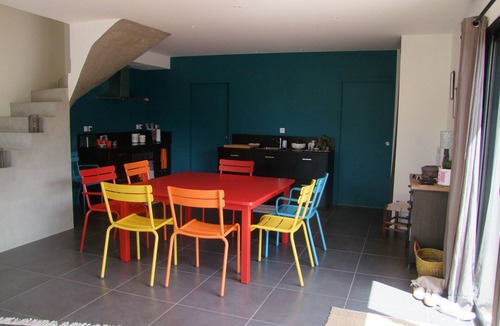 Saint-Martin de Brehal House | Recent architect-designed villa, very well located