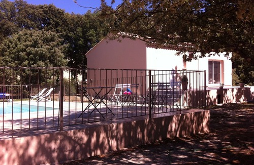 Mondragon Villa | Recent, bright house in the countryside