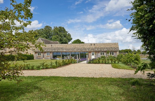 Ampney Crucis House | Recent Cotswolds Barn Conversion near Bibury