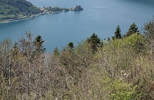 Groisy House | Recent modern and bright house with fireplace