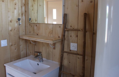 Perros-Guirec Ski Chalet | Recent tiny house with all comforts