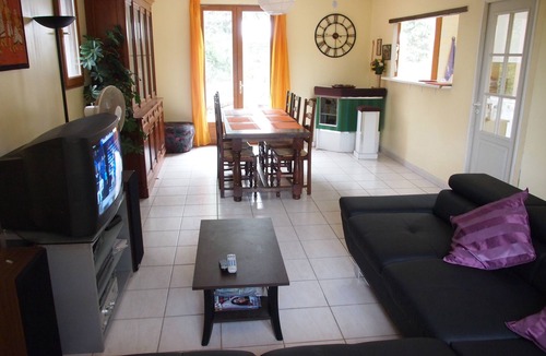 Caremeau Villa | Recent Villa With Beautiful Pool